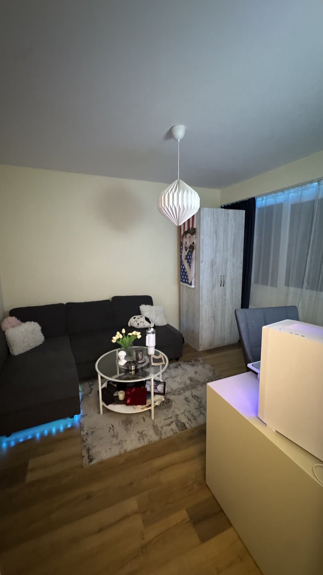 Room in Bakston, Bakston